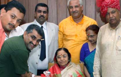 Dr. Tomar with President of India